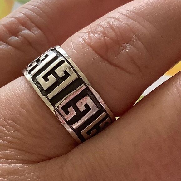 sterling SILVER 925 GREEK KEY WIDE RING SIZE US 7.5 - Picture 2 of 8